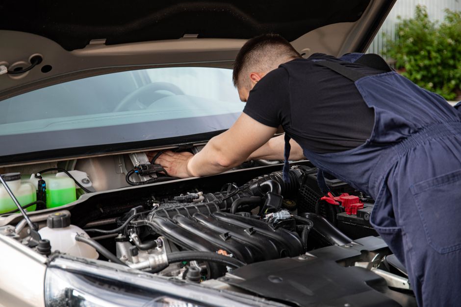Майстер авто: професійна діагностика та ремонт VW, Audi, Toyota