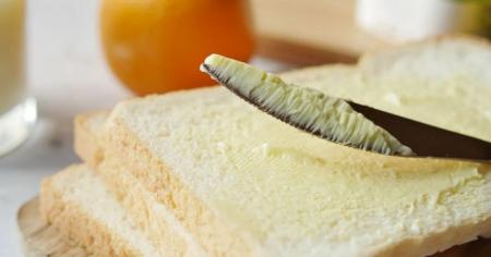 Секрет жовтого масла в СРСР: чому продукт мав такий колір і що насправді додавали до складу навіть ті, хто жив у ті часи, не здогадувалися