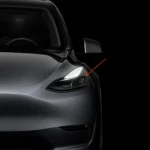 Tesla масово відкликає Model 3 та Model Y у США через проблеми з яскравістю фар