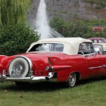 Золотий Cadillac Elegante 1955 року: рідкісний екземпляр виставили на аукціон (фото)