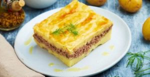 Золотиста картопляна запіканка з м'ясним фаршем: покроковий класичний рецепт
