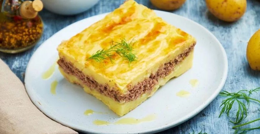 Золотиста картопляна запіканка з м'ясним фаршем: покроковий класичний рецепт