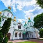 29 вересня: яке церковне свято відзначаємо, кому не можна відмовляти у допомозі та яких головних заборон варто дотримуватися цього дня