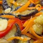 Пікантні мариновані баклажани: найкращий рецепт літньої закуски за 15 хвилин