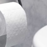 Зв’язок сну та травлення: як нічний відпочинок впливає на роботу кишечника та регулярність стільця