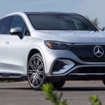 Чому Mercedes-Benz EQE провалився в США: причини зникнення електроседана з ринку