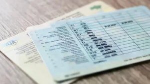 Термін дії перших прав минув, а обміняти не встигли: чи можна продовжувати керувати авто в Україні?